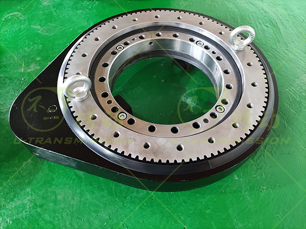 回轉(zhuǎn)驅(qū)動