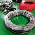 為特種車輛定制的WEA28-2雙蝸桿回轉驅動