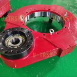 從側面安裝固定的豎直支撐回轉驅動